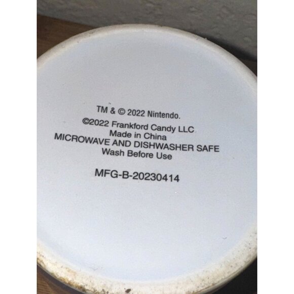 Super Mario Bros Luigi Mug 2022 Frankford Candy 11 Oz Stoneware Microwave Dishwa - Picture 4 of 4